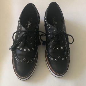 Shelly’s London Winchester Platform Wedge Oxford